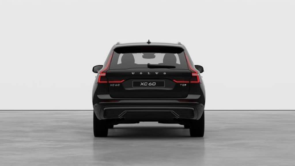New 2026 Volvo XC60 plug-in hybrid T8 Plus SUV