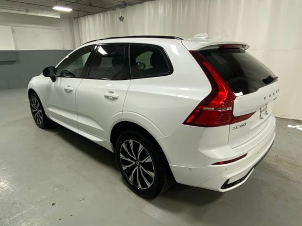 Used 2025 Volvo XC60 B5 Plus SUV