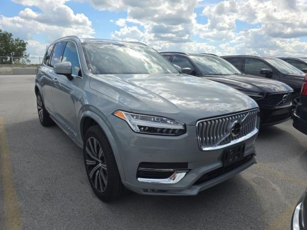 Certified 2025 Volvo XC90 B5 Core SUV