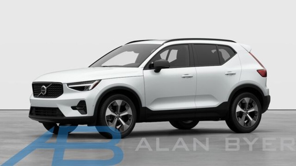 New 2026 Volvo XC40 B5 Plus SUV