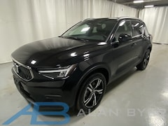used 2025 Volvo XC40 B5 Core SUV for sale in syracuse