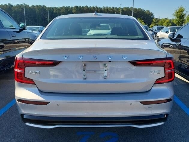 2025 Volvo S60 T8 photo 3
