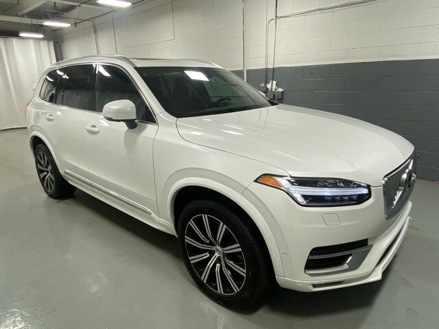 2024 Volvo XC90 B5 Plus photo 4