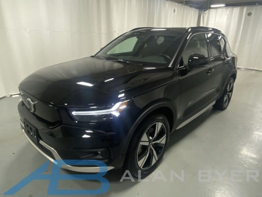 Used 2021 Volvo XC40 Recharge Pure Electric P8 SUV