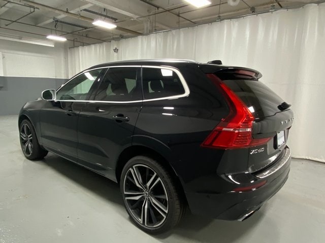 Used 2018 Volvo XC60 R-Design with VIN YV4102RM7J1008630 for sale in Syracuse, NY