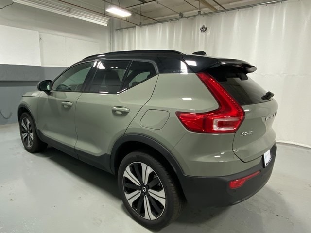 Used 2023 Volvo XC40 Plus with VIN YV4ED3UL0P2108095 for sale in Syracuse, NY