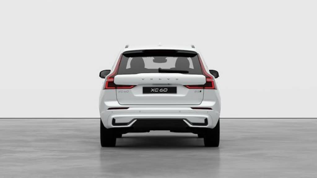 New 2026 Volvo XC60 B5 Plus SUV