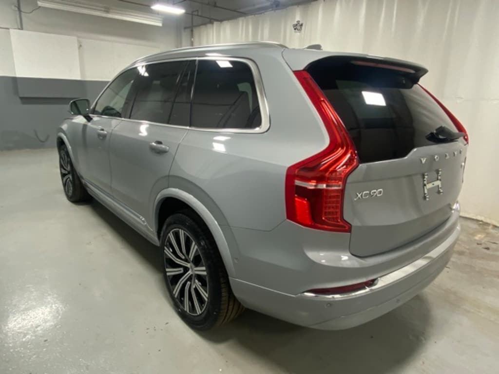 Used 2025 Volvo XC90 B6 Plus 7-Seater SUV