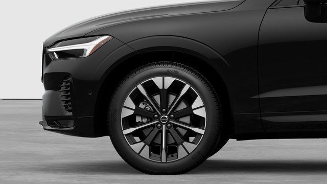 2026 Volvo XC60 Plus - Photo 6
