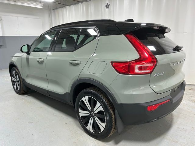 Used 2023 Volvo XC40 Plus with VIN YV4ED3UW8P2019949 for sale in Syracuse, NY