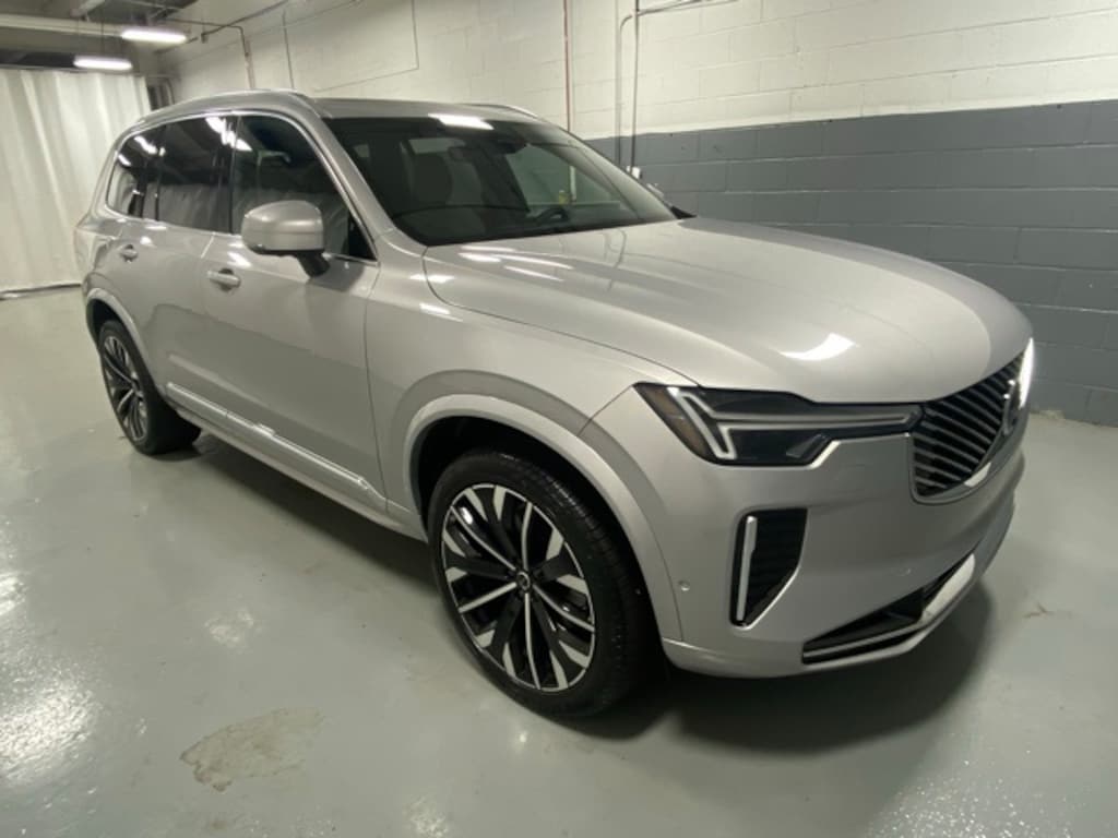 Certified 2025 Volvo XC90 B6 Plus 7-Seater SUV