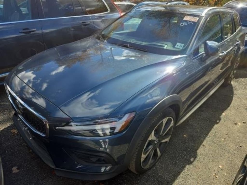 Used 2024 Volvo V60 Cross Country Ultimate Wagon