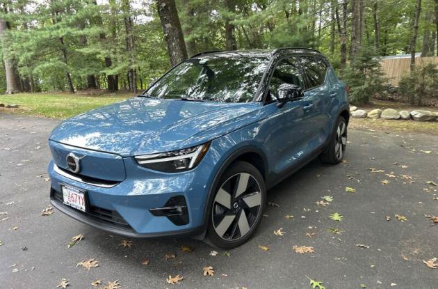 Used 2024 Volvo XC40 Ultimate with VIN YV4ER3XM3R2240874 for sale in Syracuse, NY