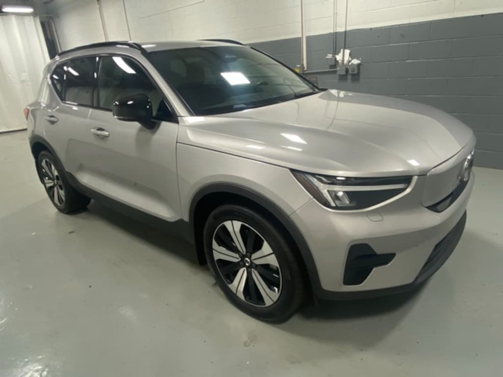 Certified 2023 Volvo XC40 Recharge Pure Electric Twin Core SUV