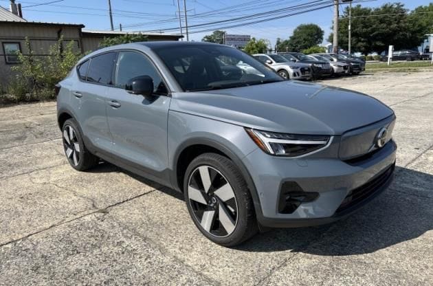 Used 2023 Volvo C40 Plus with VIN YV4ED3GL0P2060643 for sale in Syracuse, NY