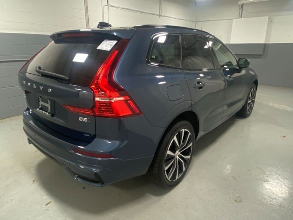 Used 2025 Volvo XC60 B5 Ultra SUV