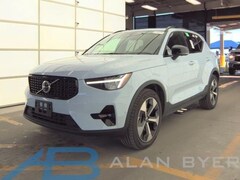 used 2025 Volvo XC40 B5 Plus Dark Theme SUV for sale in syracuse