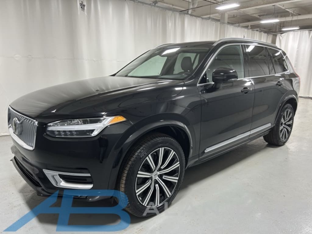 Used 2025 Volvo XC90 B5 Core SUV