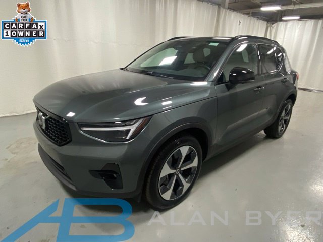 2026 Volvo XC40