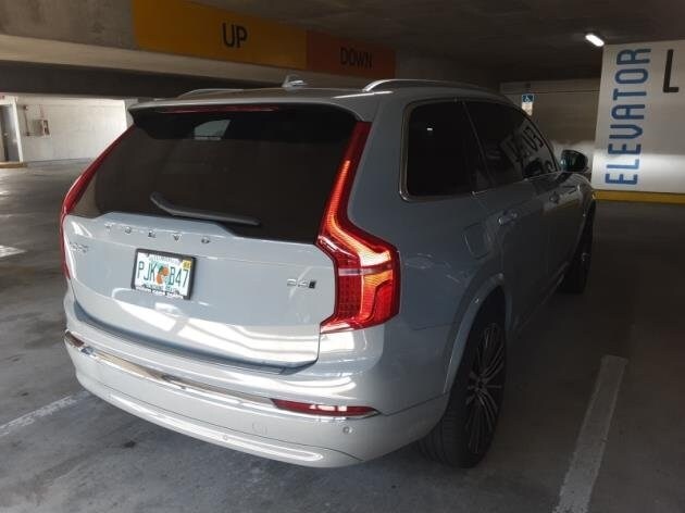 2024 Volvo XC90 Ultimate photo 2