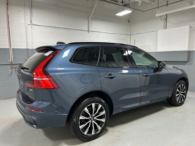 2024 Volvo XC60 B5 Plus photo 3