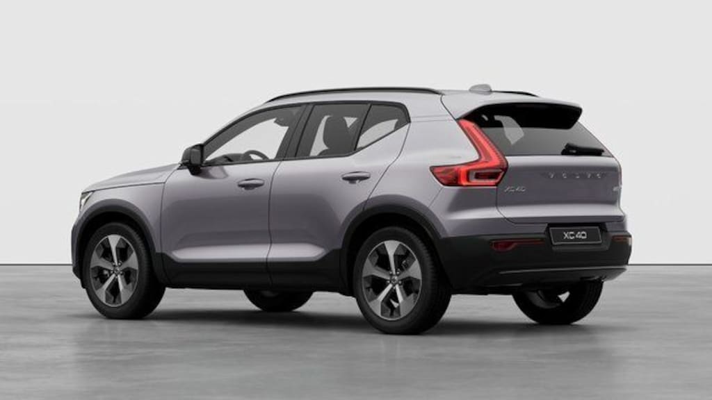 New 2026 Volvo XC40 B5 Plus SUV