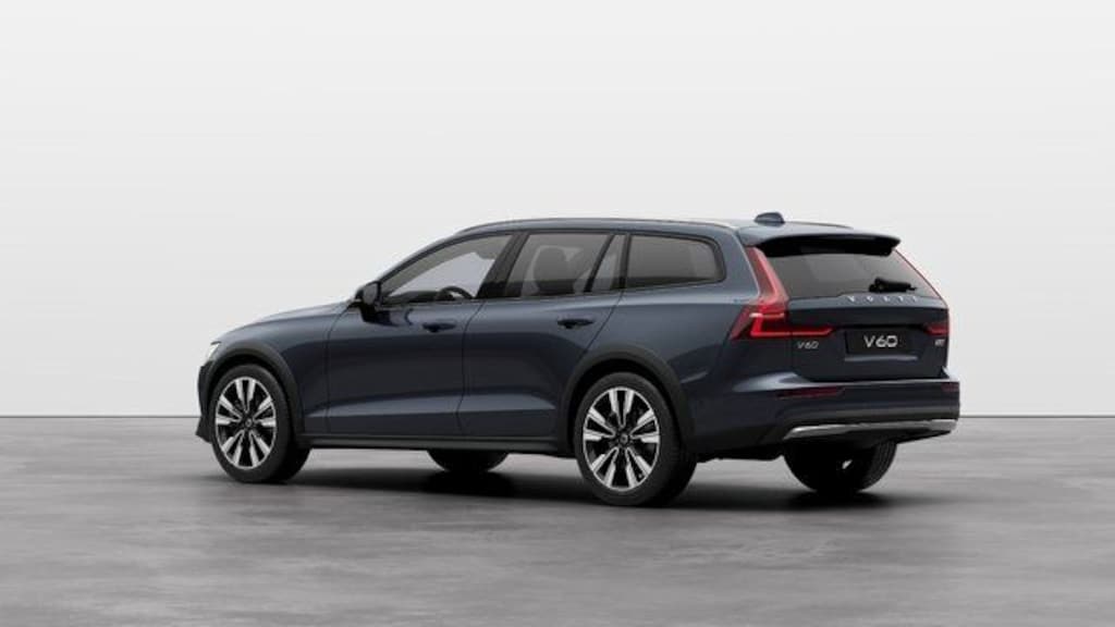 New 2026 Volvo V60 Cross Country B5 Ultra Wagon