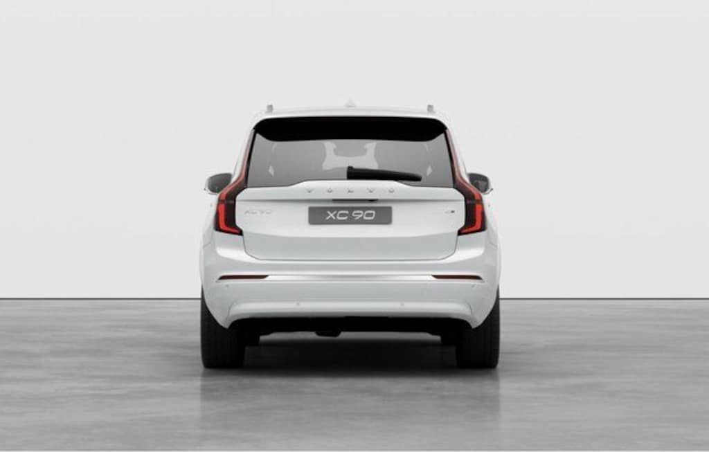 New 2026 Volvo XC90 plug-in hybrid T8 Plus 7-Seater SUV