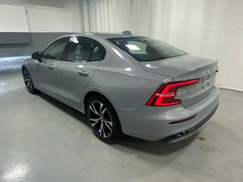 Used 2025 Volvo S60 B5 Core Sedan