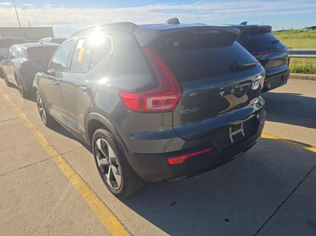 Used 2026 Volvo XC40 B5 Plus SUV