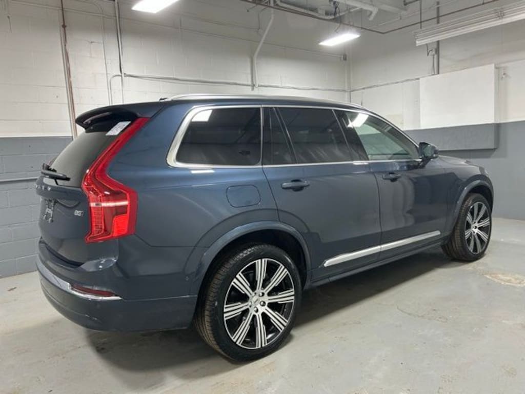 Used 2025 Volvo XC90 B5 Ultra SUV
