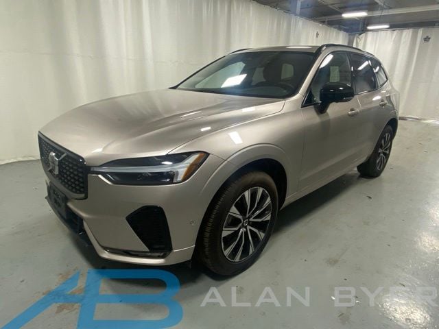 2025 Volvo XC60 B5 Plus Dark AWD's photo
