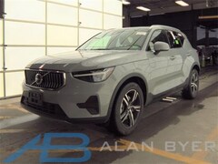 used 2025 Volvo XC40 B5 Core SUV for sale in syracuse