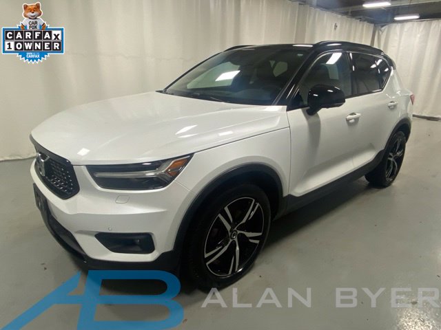 2021 Volvo XC40