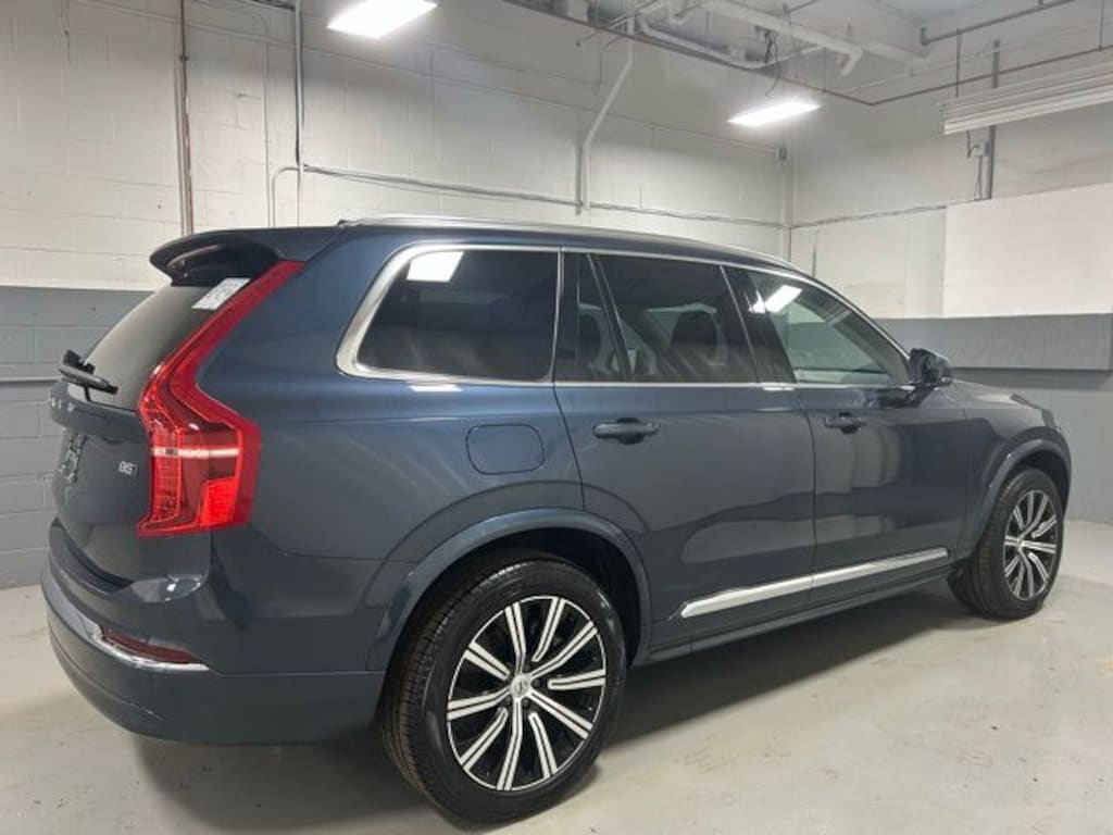 Certified 2025 Volvo XC90 B5 Core SUV