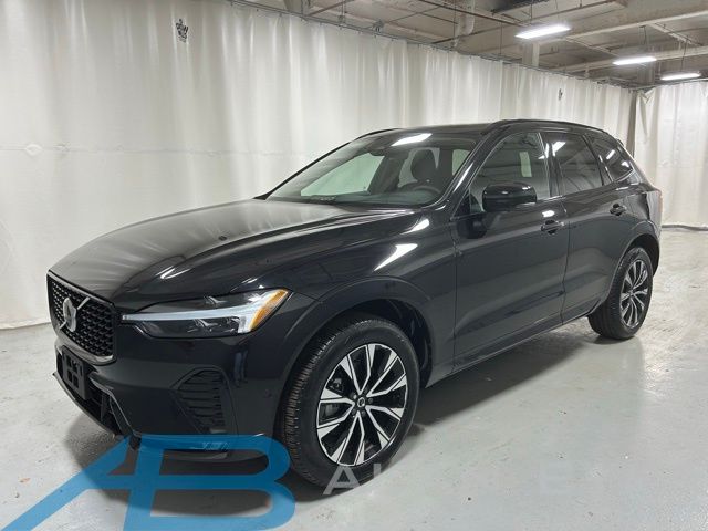 2025 Volvo XC60 B5 Plus Dark AWD's photo