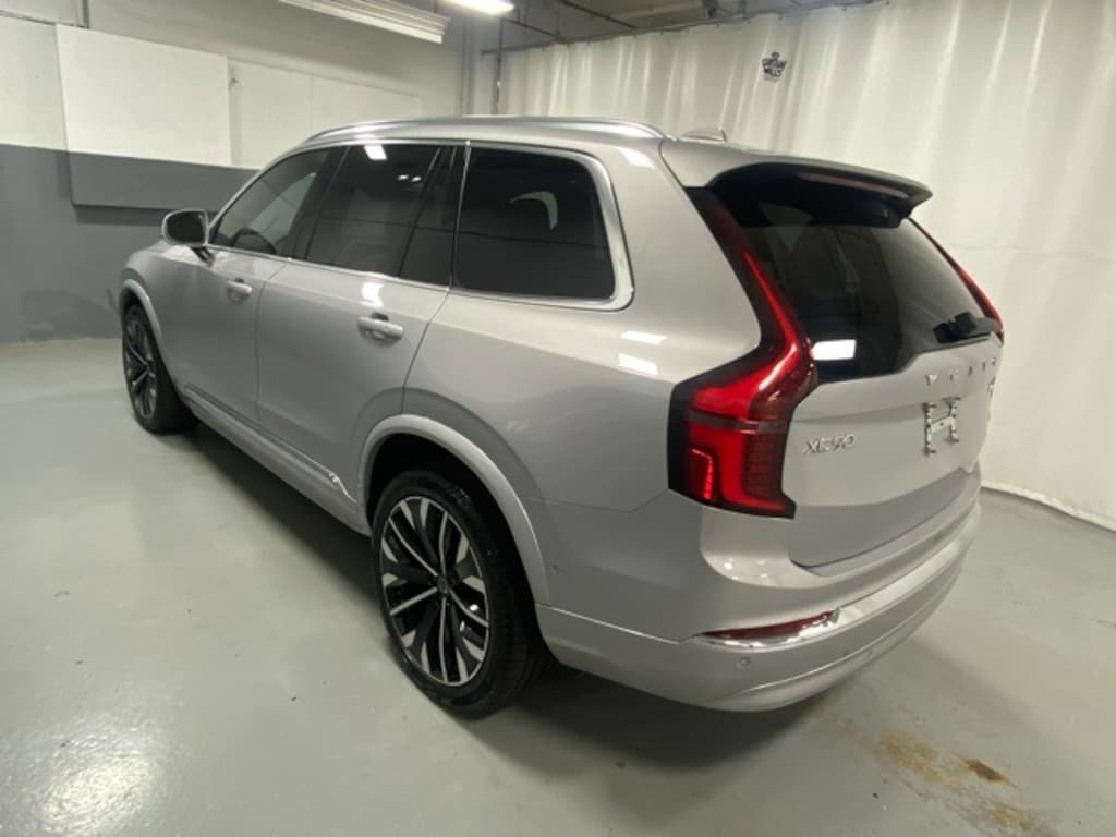 Certified 2025 Volvo XC90 B6 Plus 7-Seater SUV