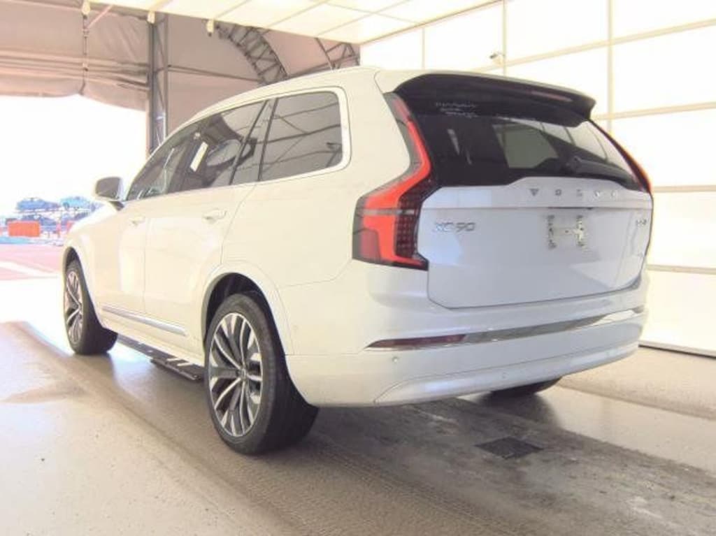 Used 2025 Volvo XC90 B5 Plus SUV