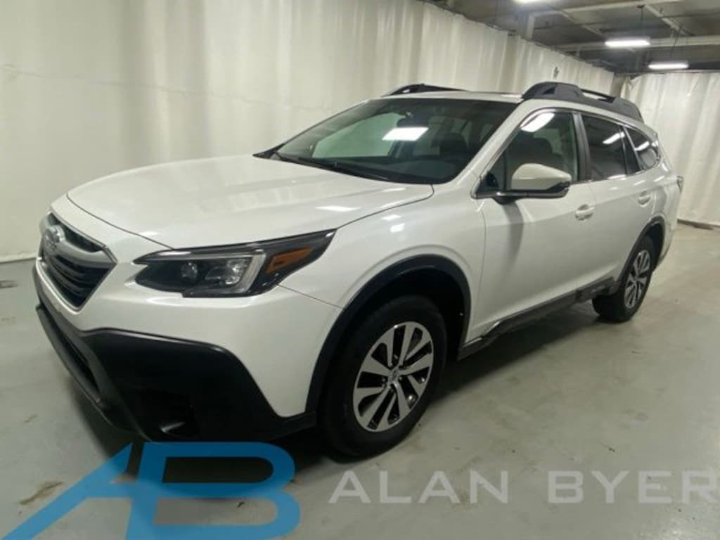 Used 2022 Subaru Outback Premium SUV