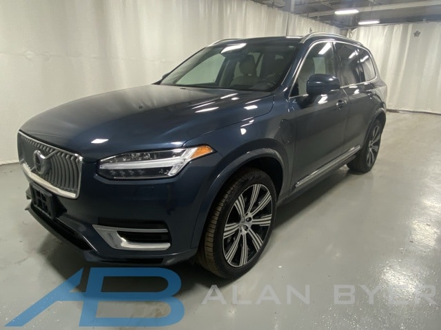 2022 Volvo XC90 Inscription's photo