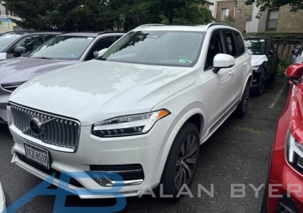 Used 2025 Volvo XC90 B5 Core SUV