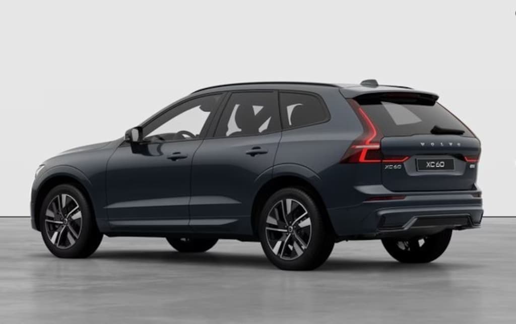 New 2026 Volvo XC60 B5 Plus SUV