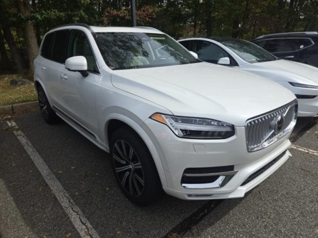 Used 2025 Volvo XC90 B5 Plus SUV