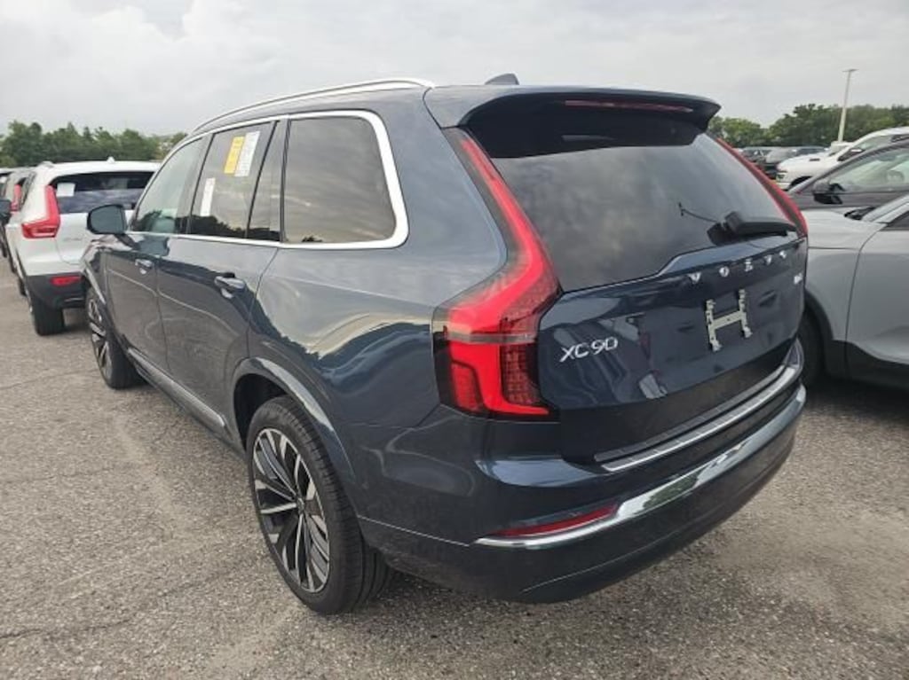Used 2026 Volvo XC90 B6 Plus 7-Seater SUV