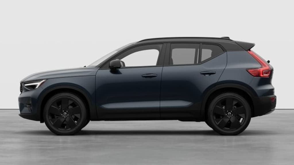 New 2026 Volvo XC40 B5 Ultra Black Edition SUV
