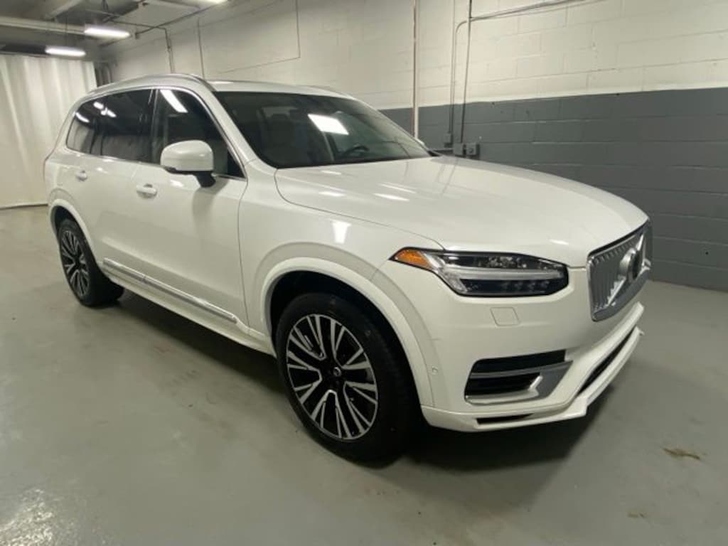 Used 2025 Volvo XC90 Plug-In Hybrid T8 Plus SUV
