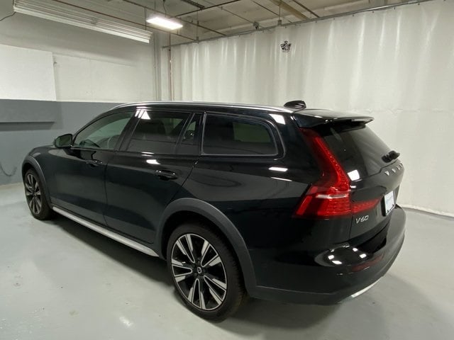 Certified 2023 Volvo V60 Cross Country Ultimate with VIN YV4L12WC6P2107640 for sale in Syracuse, NY