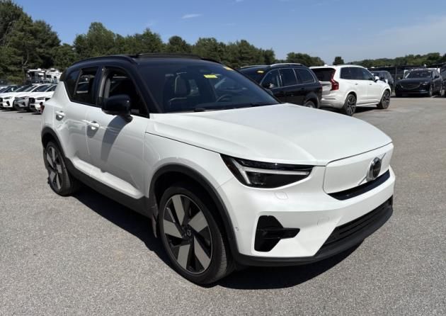 Used 2023 Volvo XC40 Ultimate with VIN YV4ED3UM2P2094743 for sale in Syracuse, NY