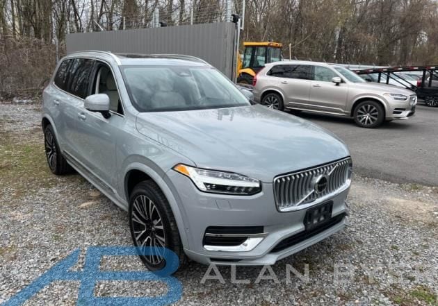 2024 Volvo XC90 T8 Recharge Plus 6-Seater 4WD's photo