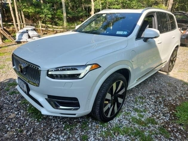 2023 Volvo XC90 Ultimate photo 3